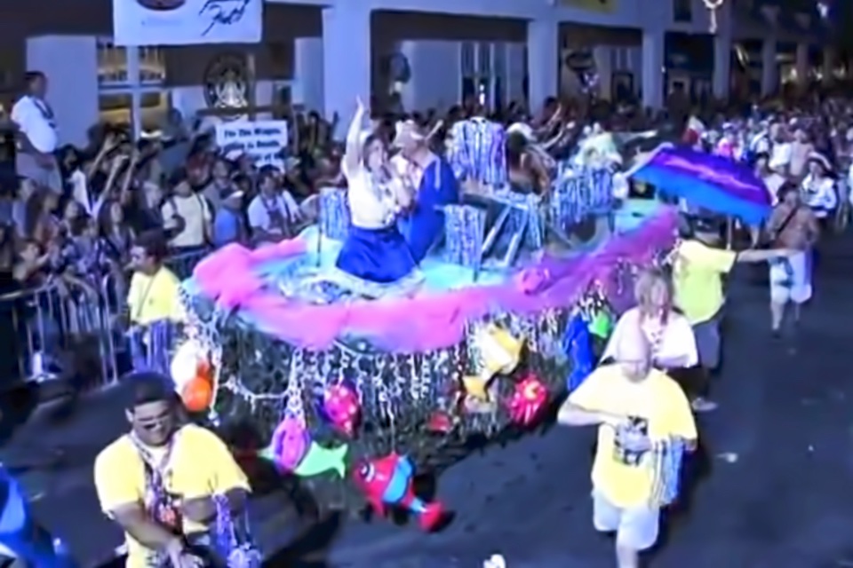 Fantasy Fest 2004 – Delirious Dreams and Hilarious Screams Fantasy Fest 2004 – Delirious Dreams and Hilarious Screams